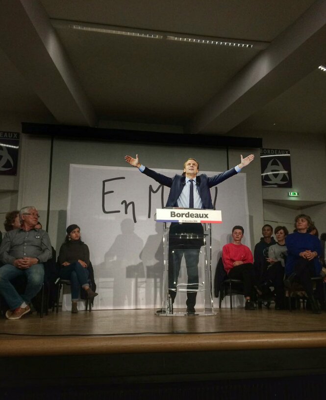Emmanuel Macron en campagne à Bordeaux pour les élections présidentielles 2017.